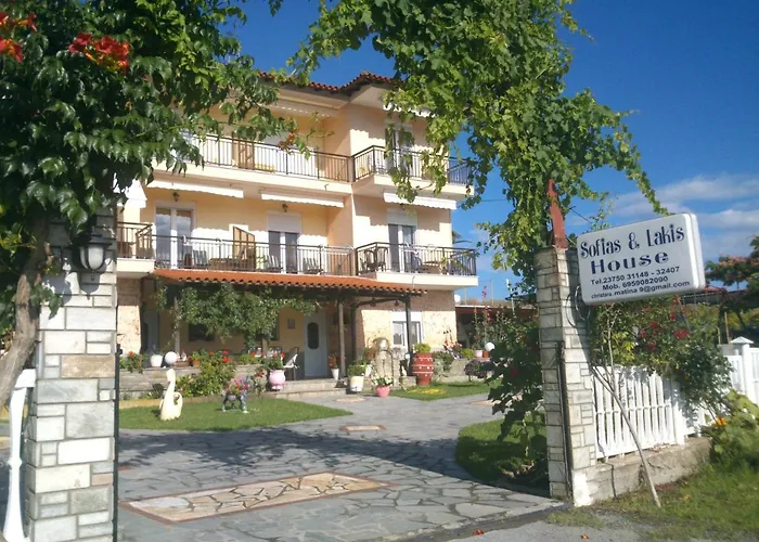 Sofia & Lakis House *