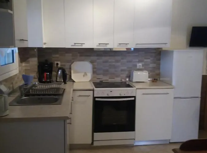 Апартаменты Sofia & Lakis House *